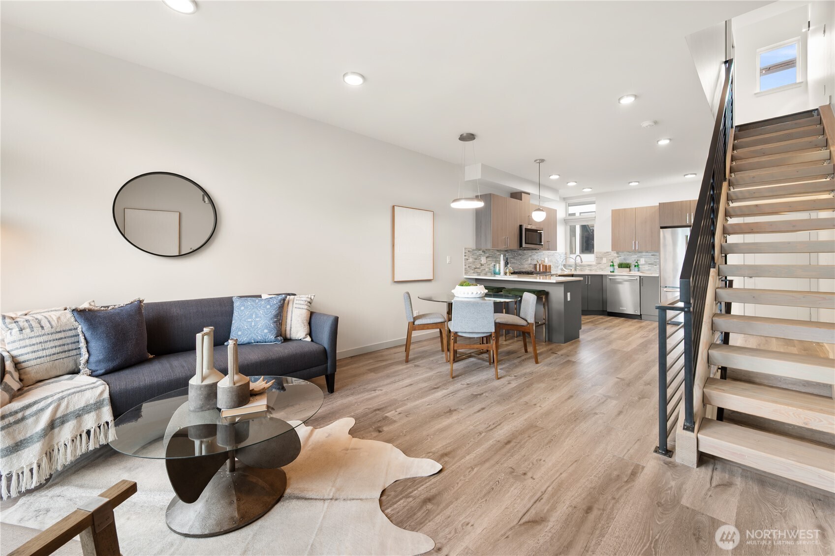 2422 NW 60th #B, Seattle, WA 98107
