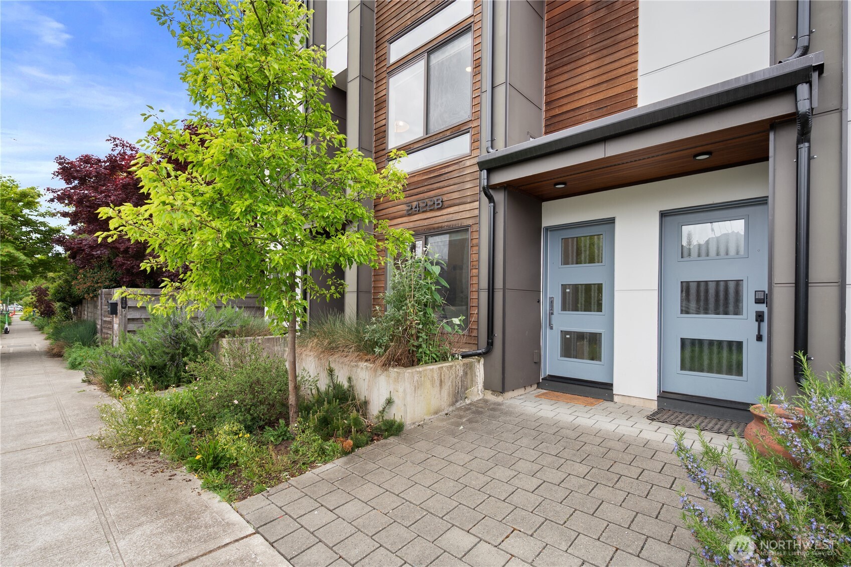 2422 NW 60th #B, Seattle, WA 98107