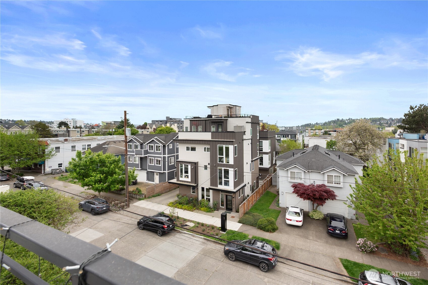 2422 NW 60th #B, Seattle, WA 98107