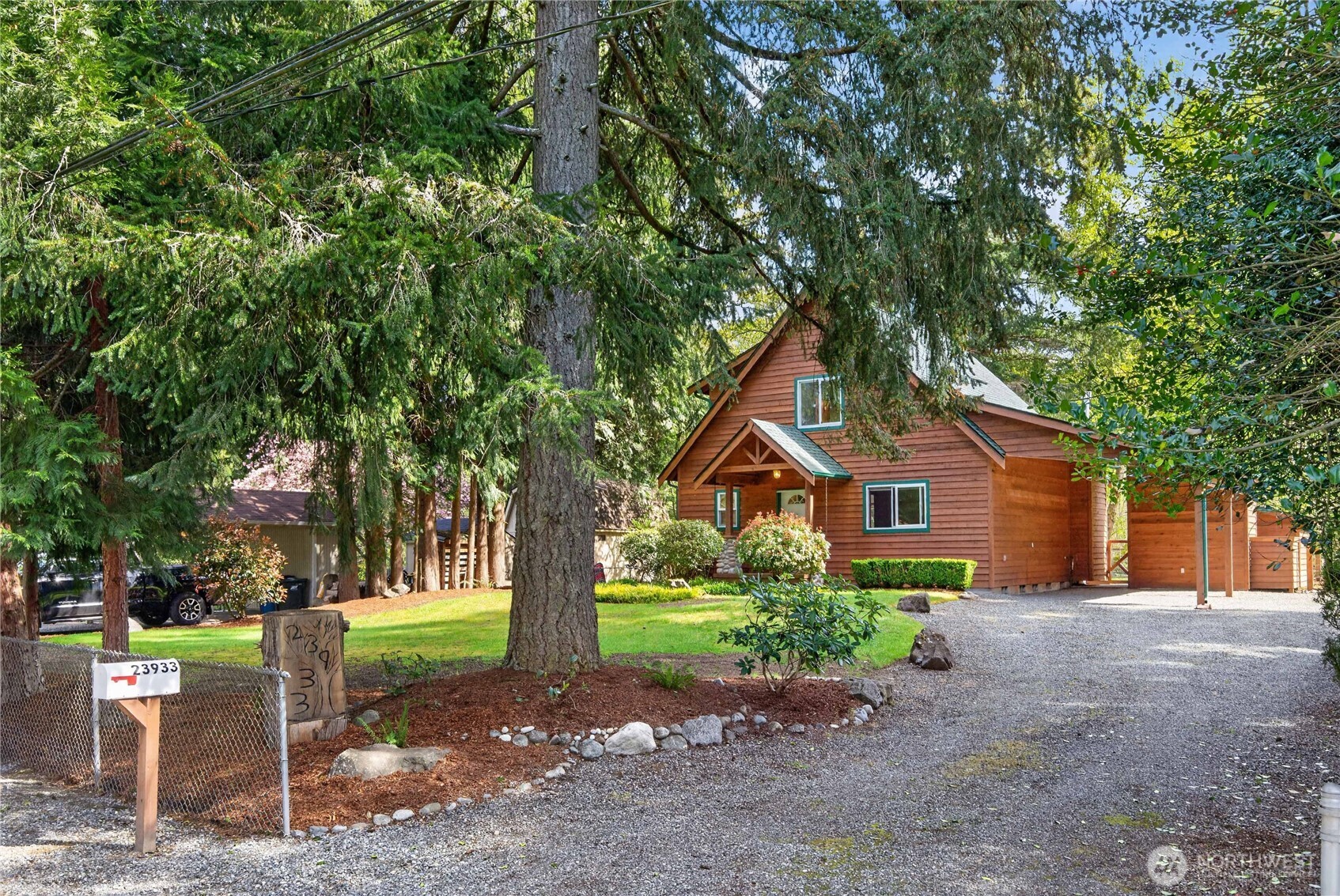 23933 SE 238th Street , Maple Valley, WA 98038-8241