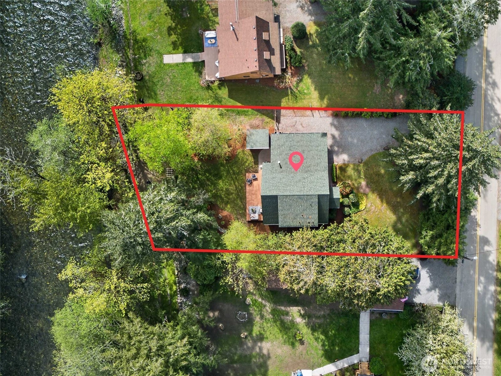 23933 SE 238th Street , Maple Valley, WA 98038-8241