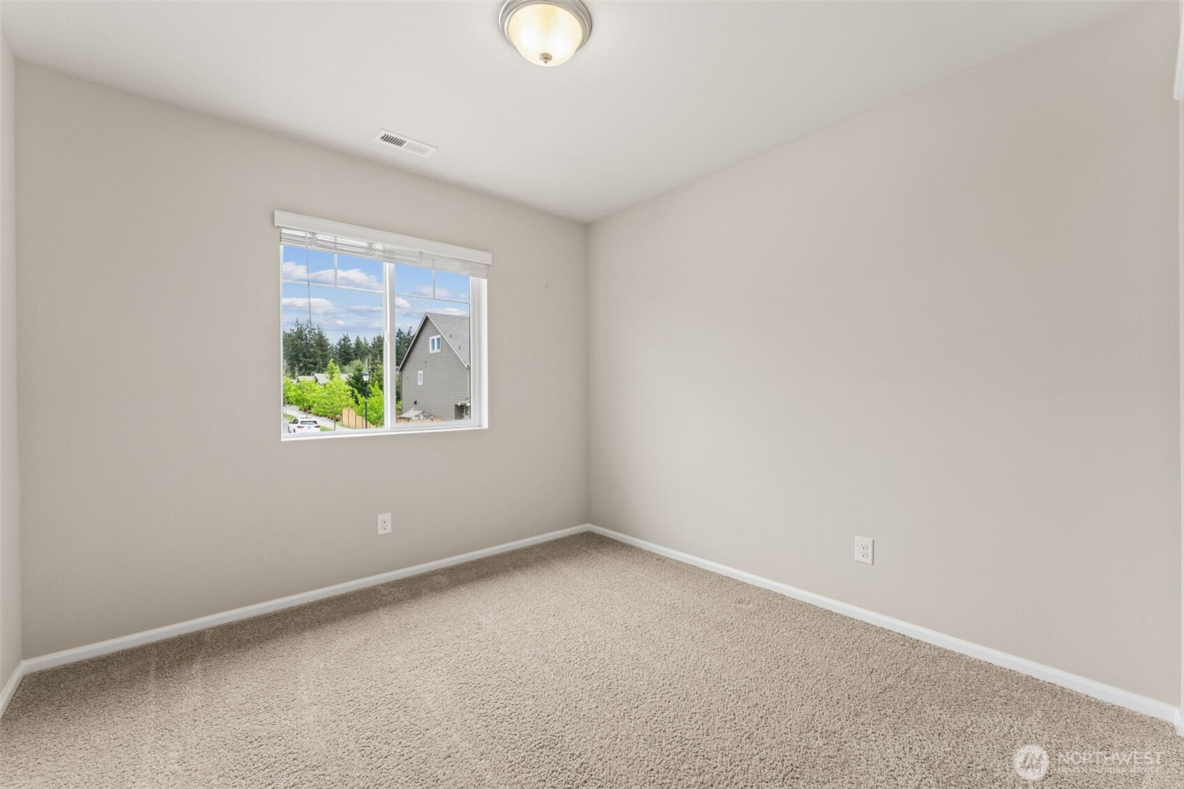 2821 Cassius Street NE, Lacey, WA 98516