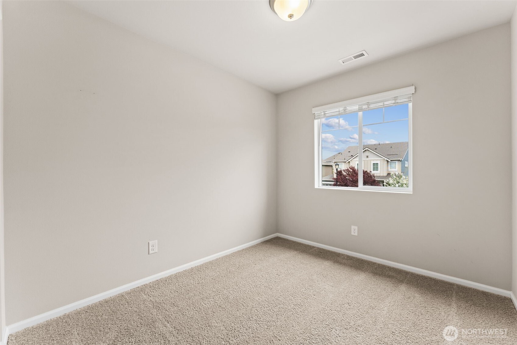 2821 Cassius Street NE, Lacey, WA 98516
