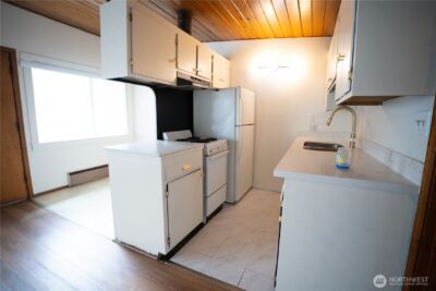 5319 Wilson Avenue S, Seattle, WA 98118 - Photo 14