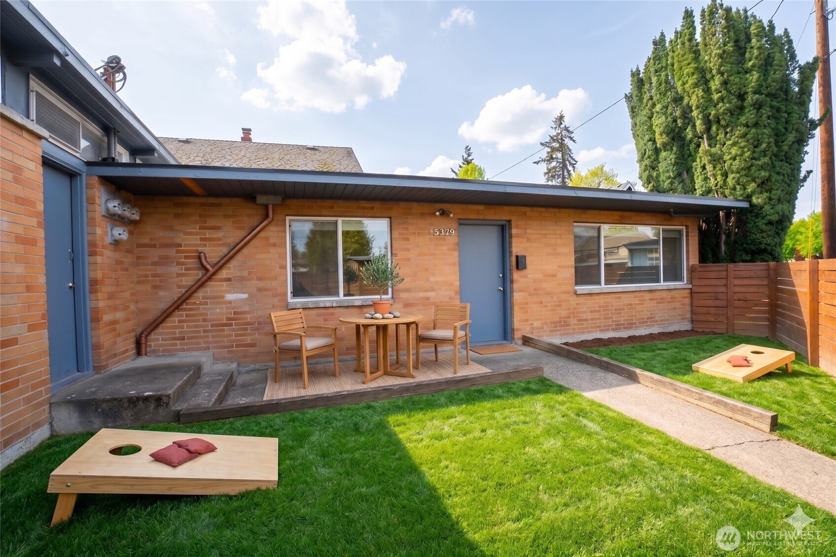 5319 Wilson Avenue S, Seattle, WA 98118