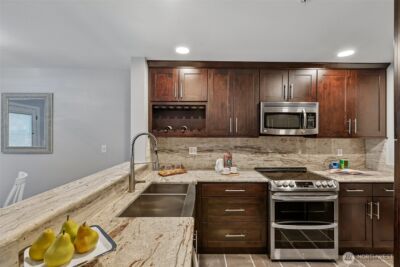 6929 NE 170th Street #8, Kenmore, WA 98028 - Photo 15