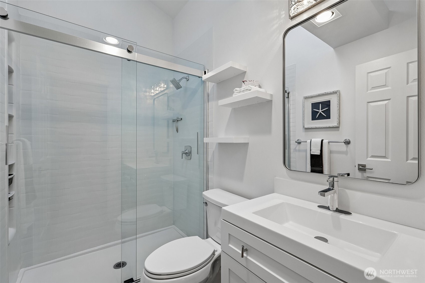 6929 NE 170th Street #8, Kenmore, WA 98028