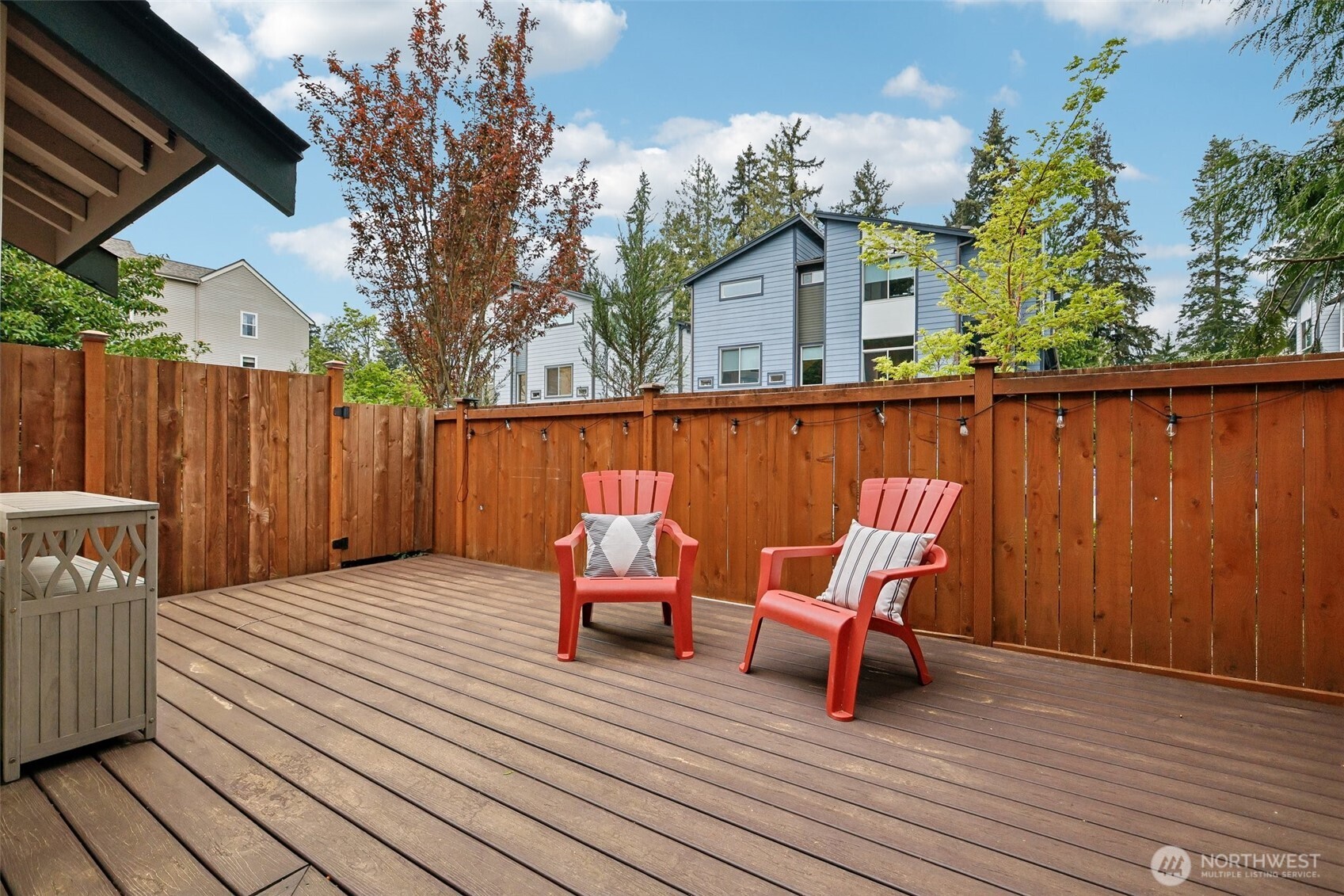 6929 NE 170th Street #8, Kenmore, WA 98028