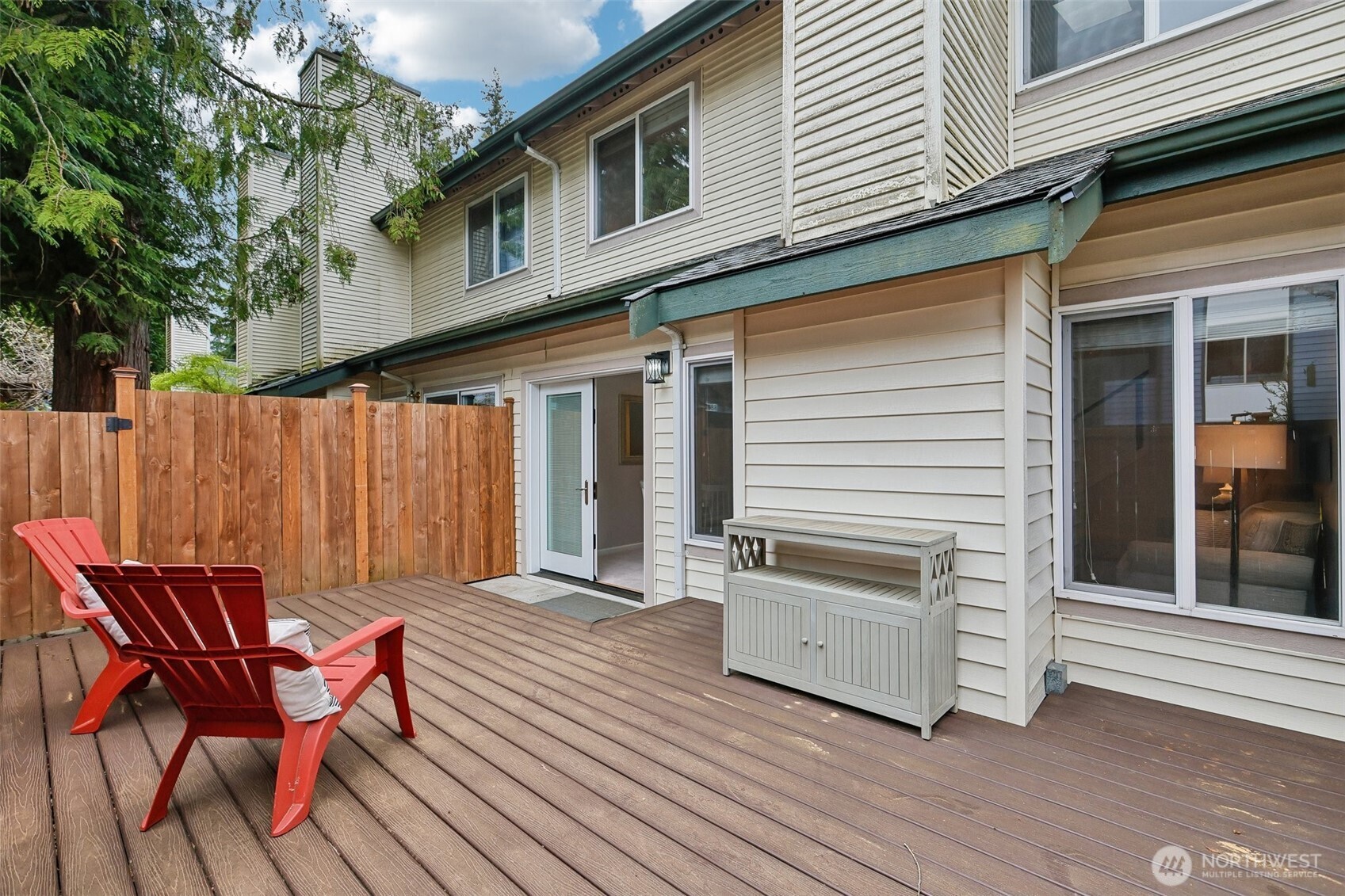 6929 NE 170th Street #8, Kenmore, WA 98028