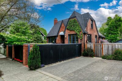 1408 N 48th Street , Seattle, WA 98103 - Photo 2