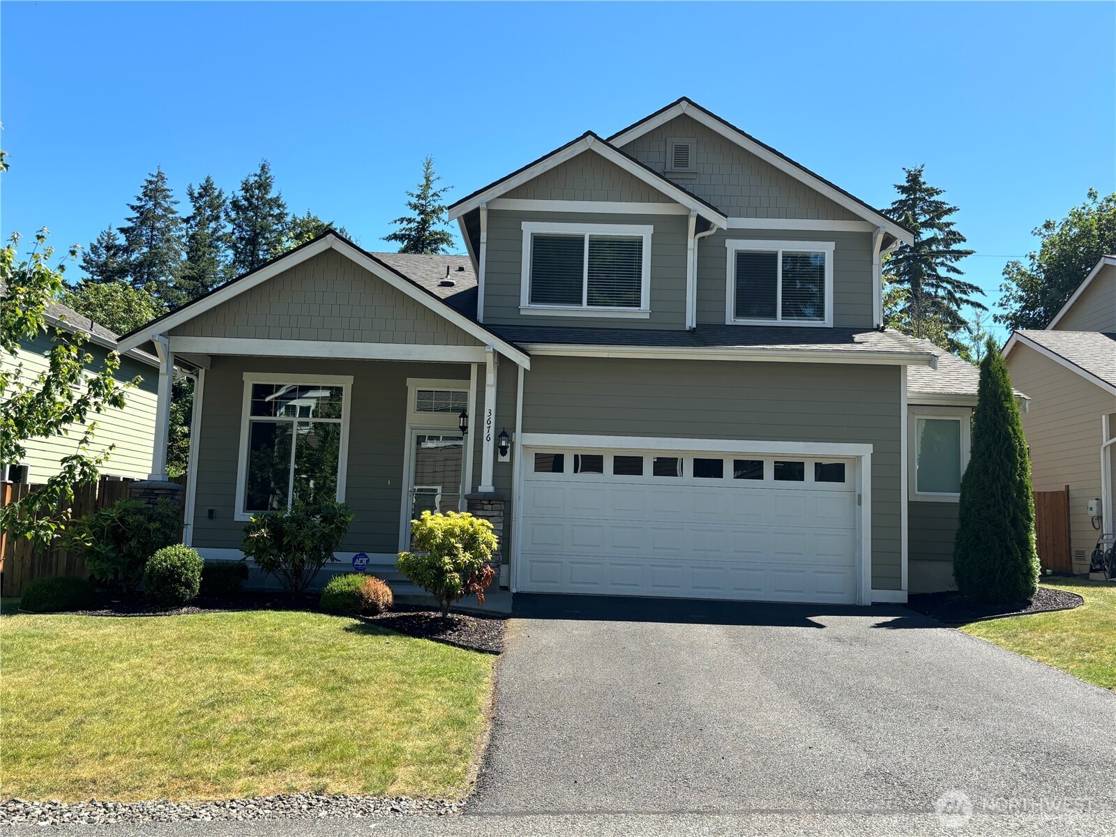 3676 SE Chesterton Drive , Port Orchard, WA 98366