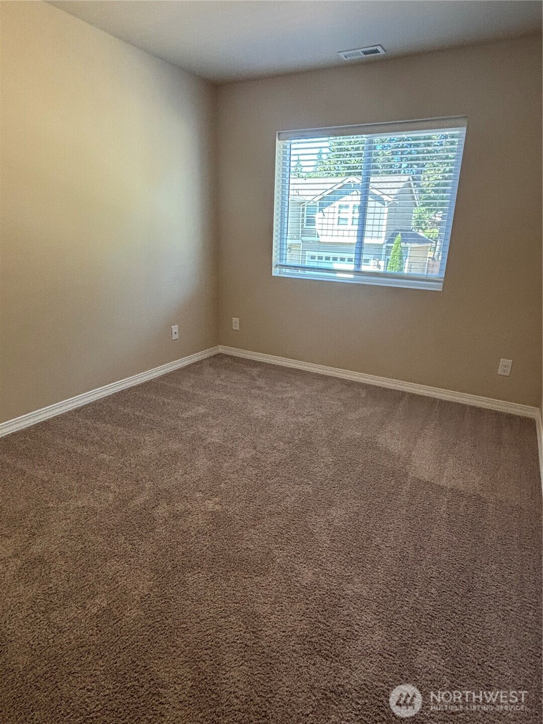 3676 SE Chesterton Drive , Port Orchard, WA 98366