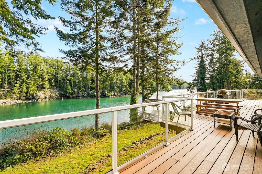 51 S Bayview Drive , Port Ludlow, WA 98365