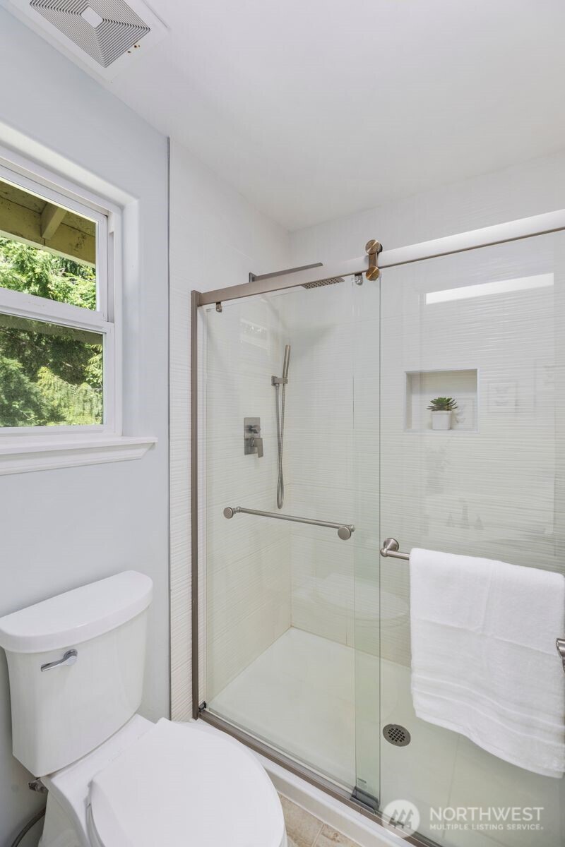 918 167th Avenue SE, Snohomish, WA 98290