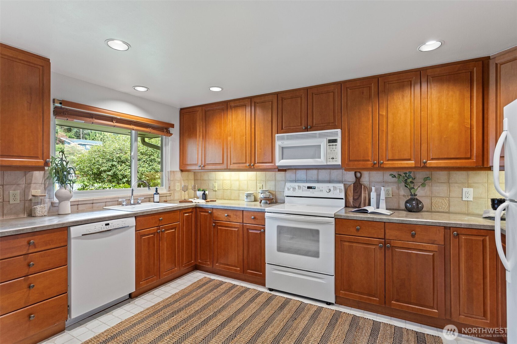 3602 NE 103rd Street , Seattle, WA 98125