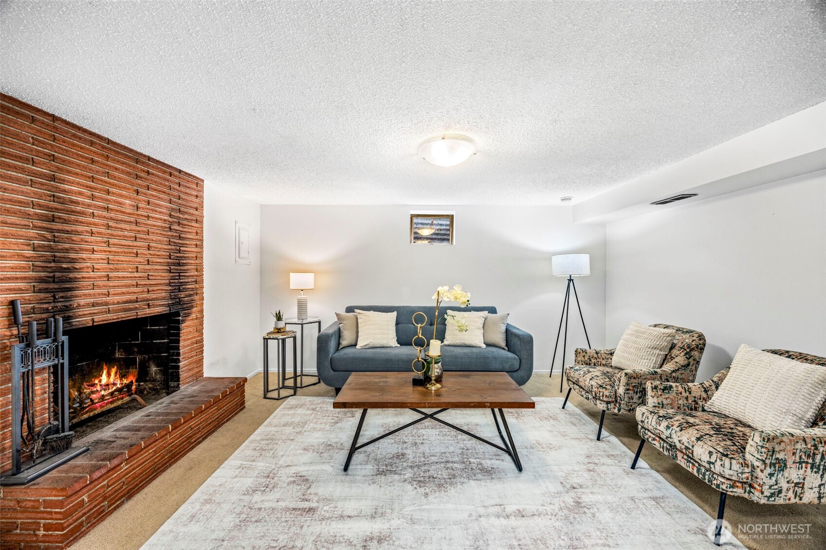 13717 NE 70th Place , Redmond, WA 98052