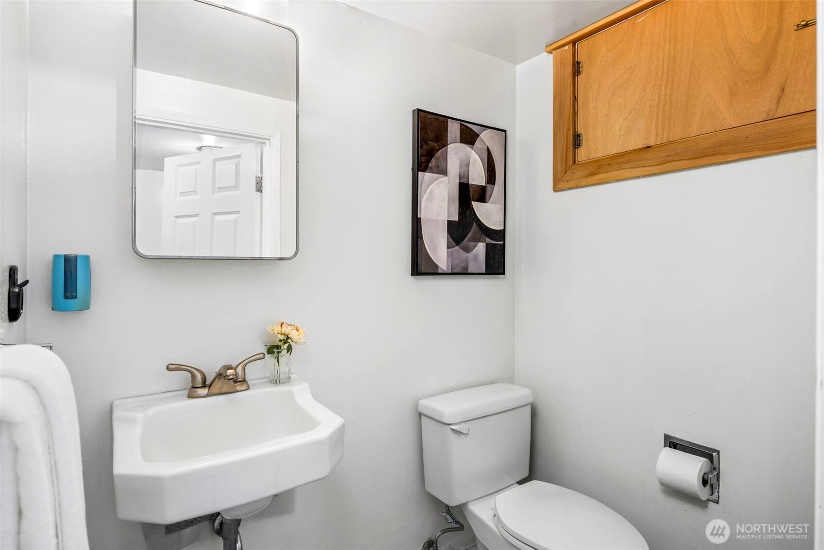 13717 NE 70th Place , Redmond, WA 98052