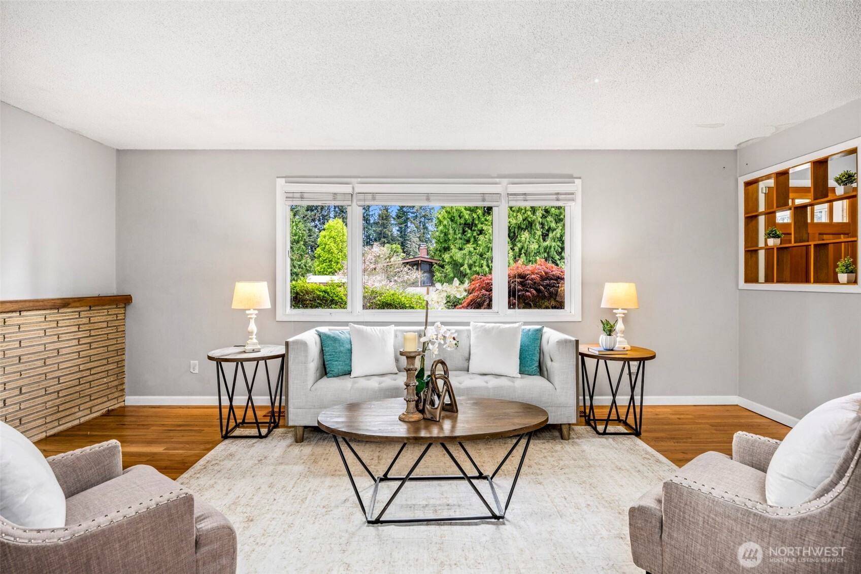 13717 NE 70th Place , Redmond, WA 98052