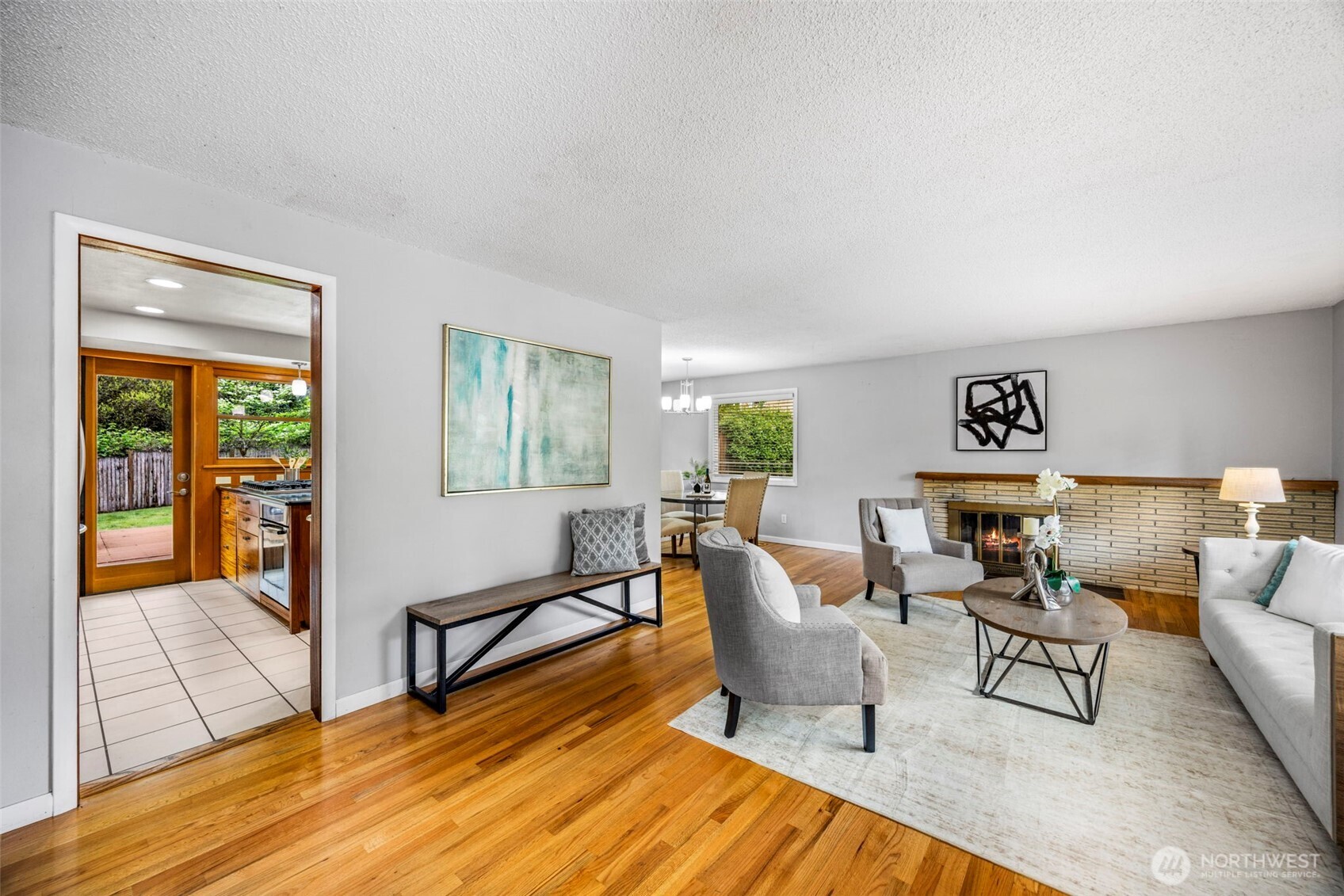 13717 NE 70th Place , Redmond, WA 98052