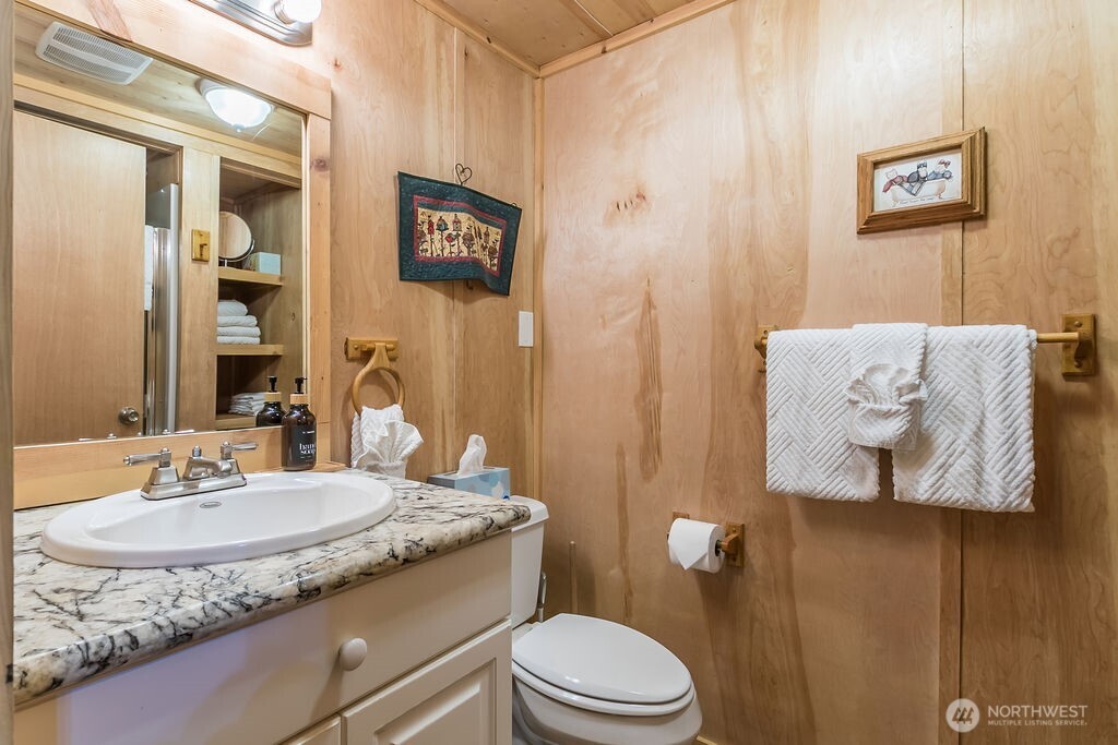 117 Butter Creek Lane , Packwood, WA 98361
