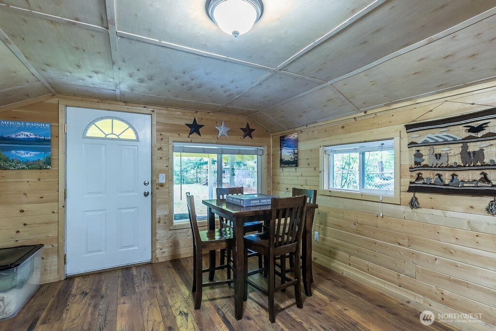 117 Butter Creek Lane , Packwood, WA 98361