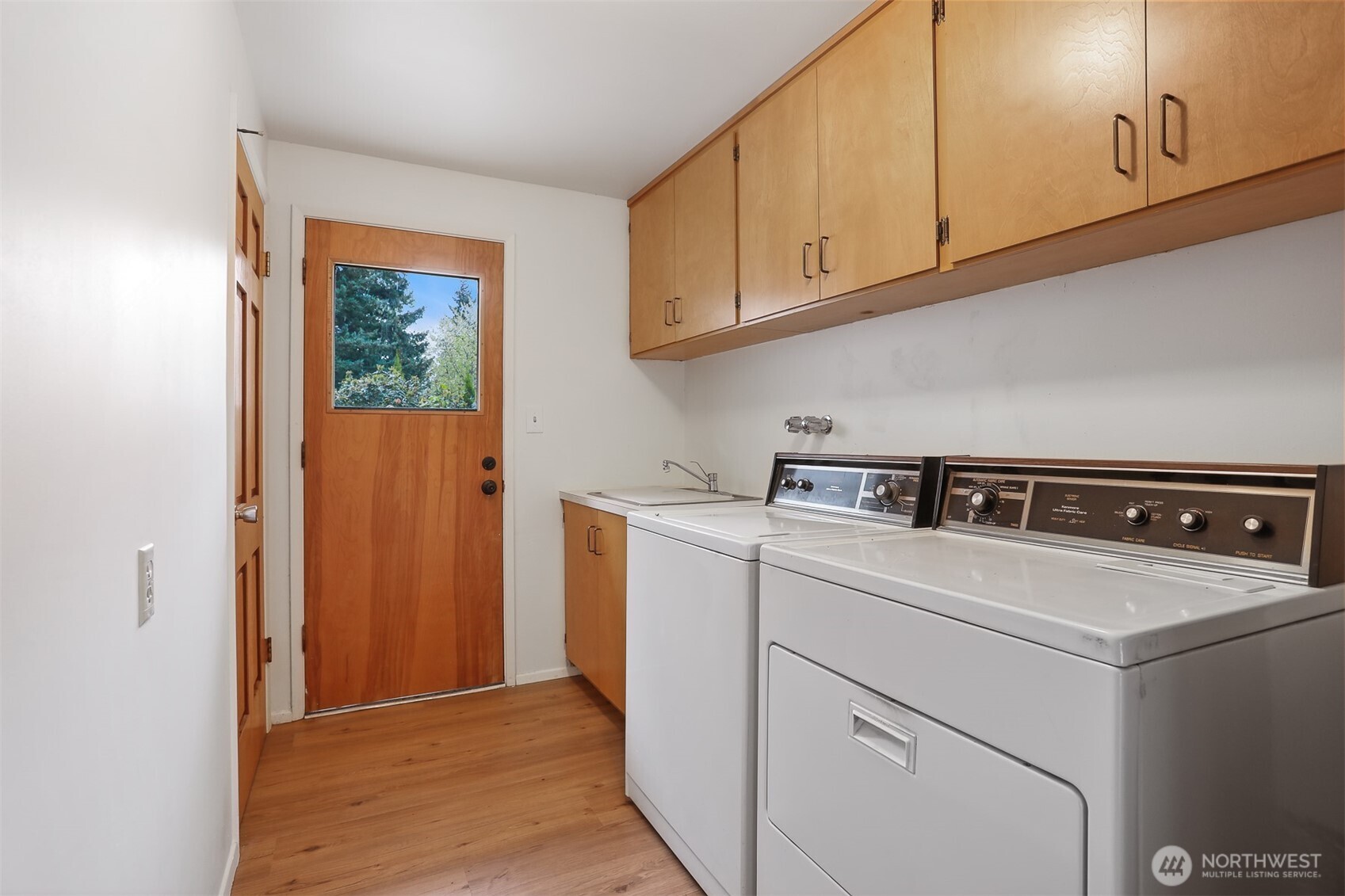 508 147th Street NE, Bellevue, WA 98007