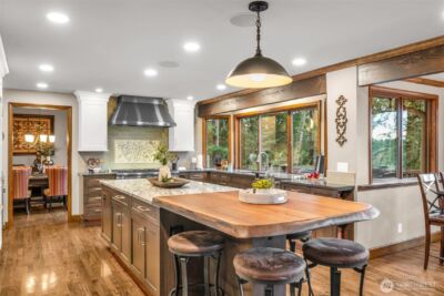 2519 239th Avenue SE, Sammamish, WA 98075 - Photo 3