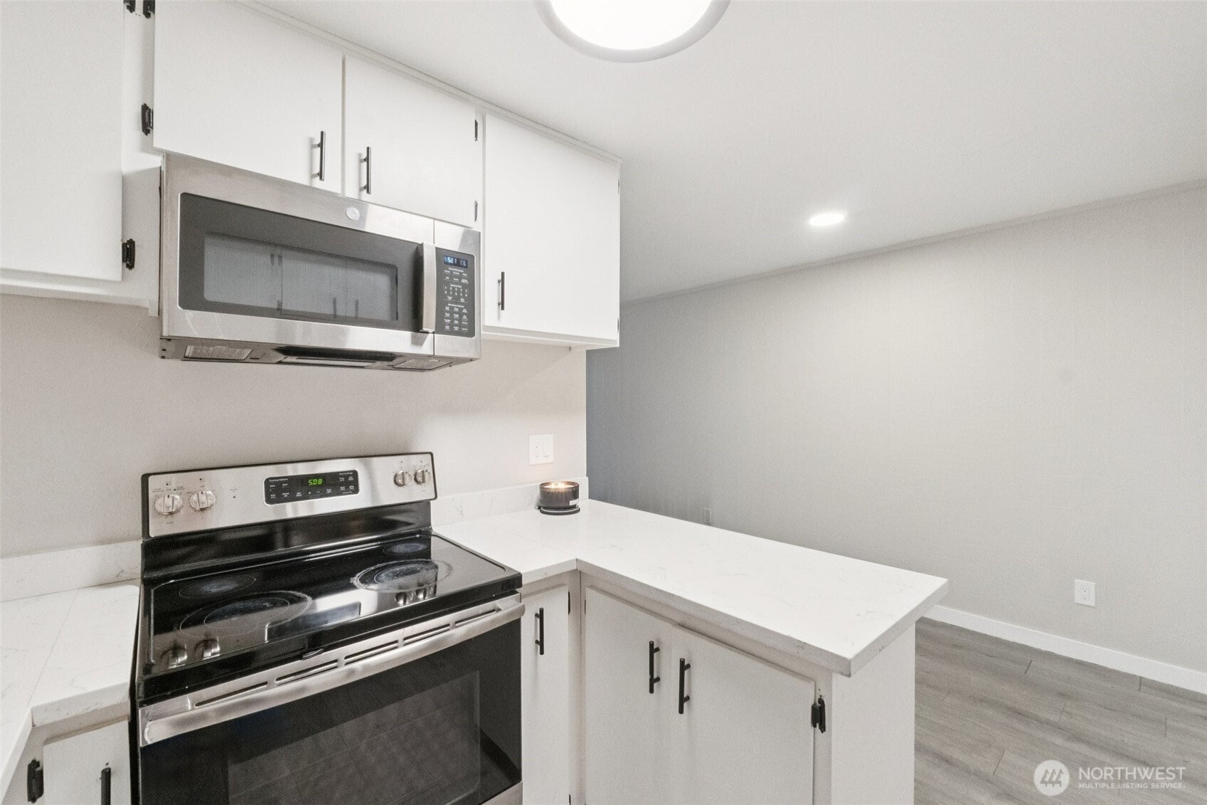 6236 137th Place NE #233, Redmond, WA 98052