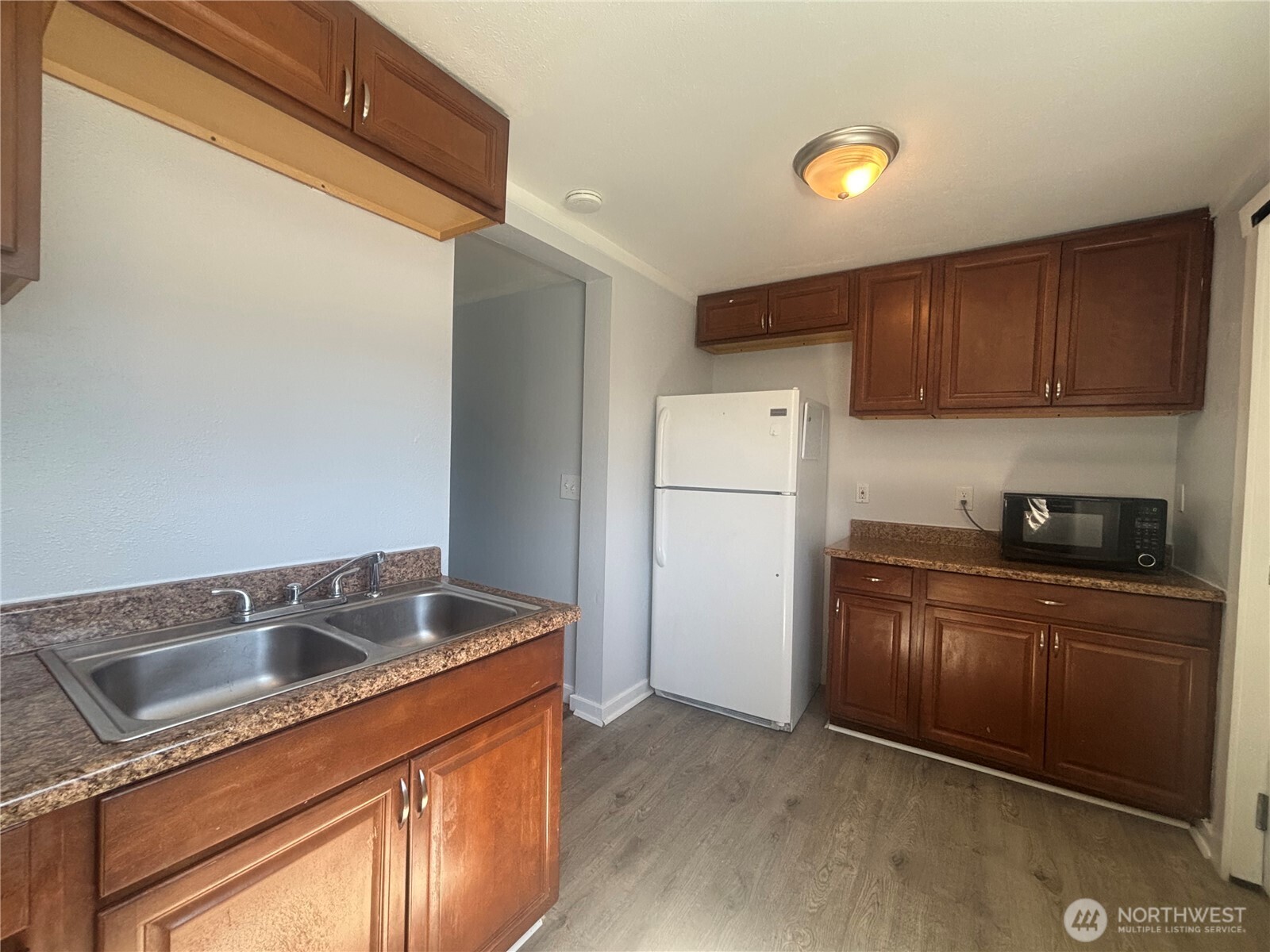 3405 Northlake Way NW #3, Bremerton, WA 98312