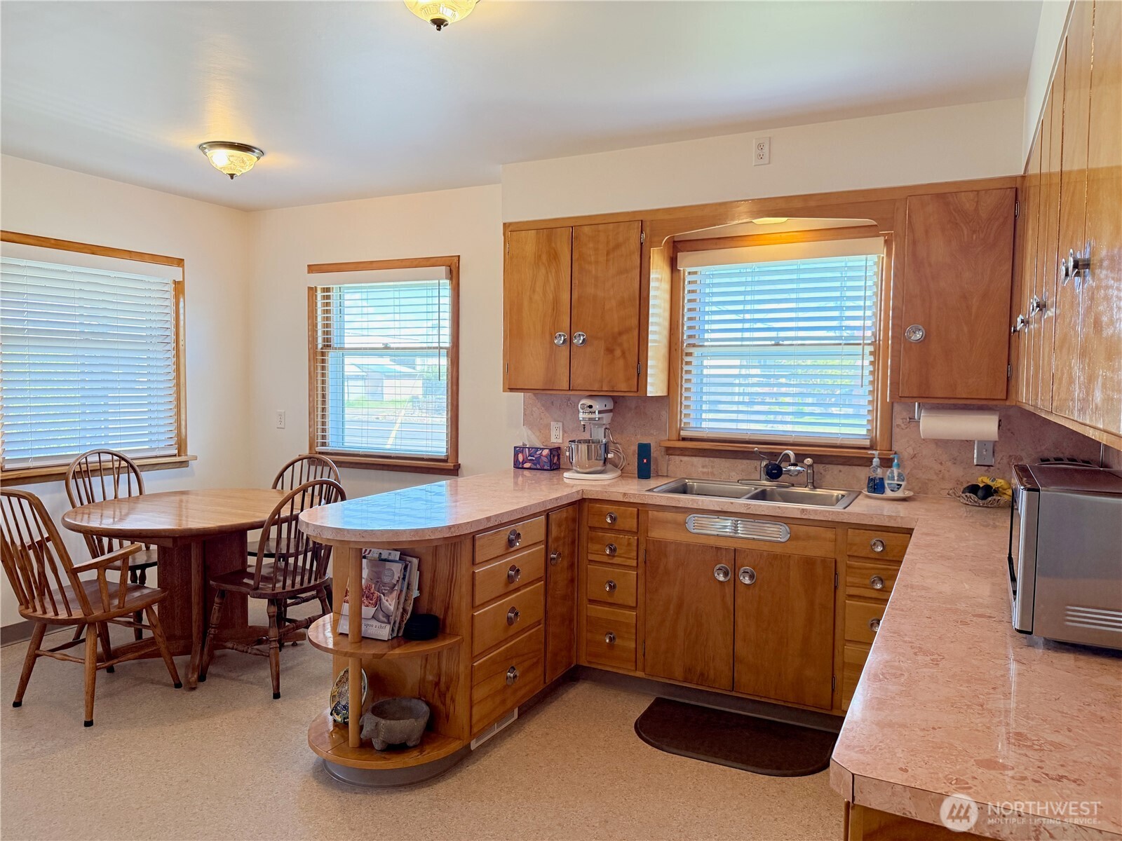 206 S Alder Street , Odessa, WA 99159