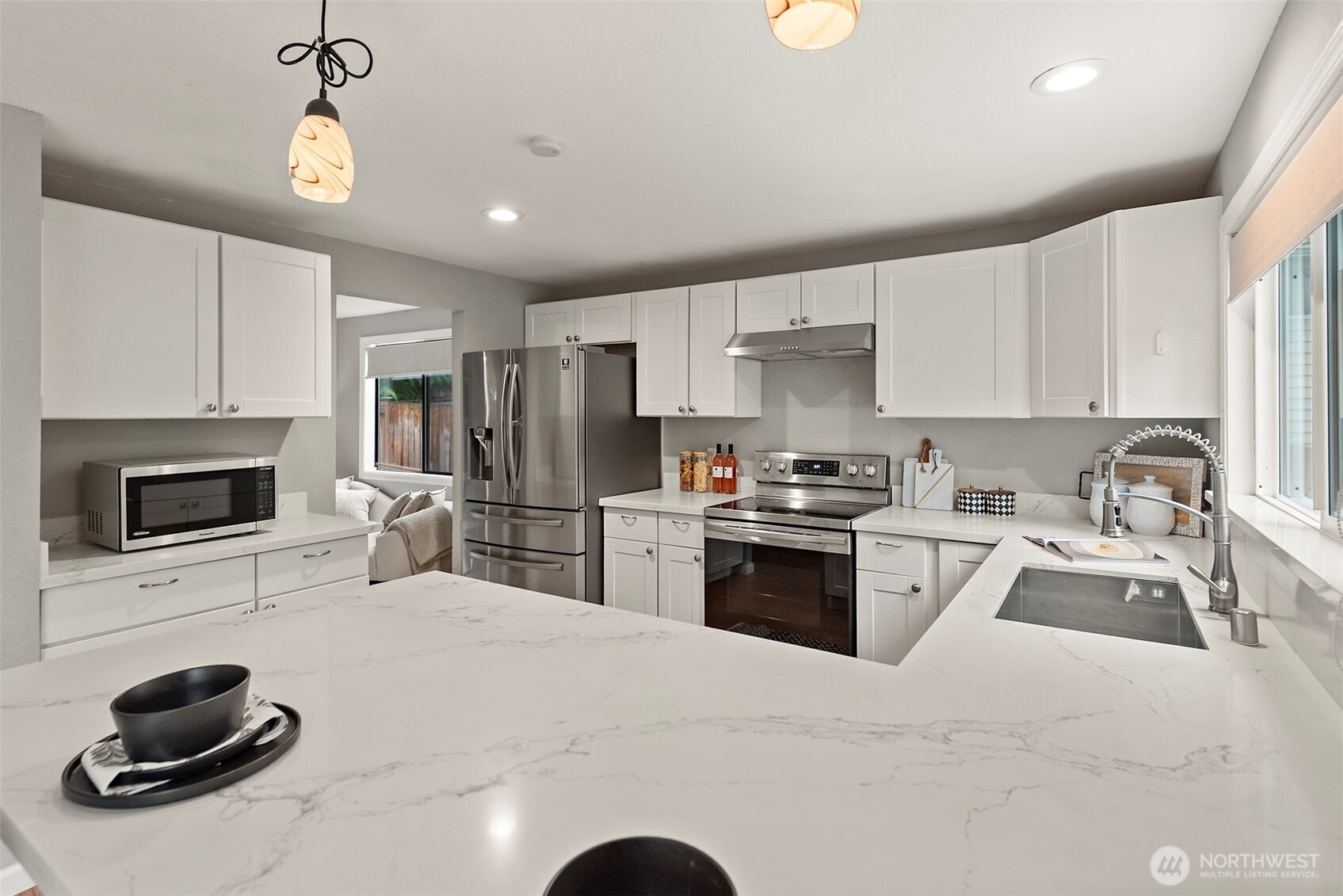 1228 NE Brockman Place , Seattle, WA 98125