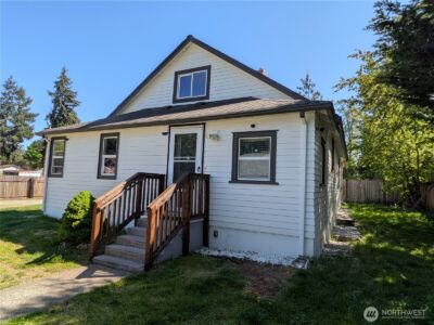 415 138th Street E, Tacoma, WA 98445 - Photo 2
