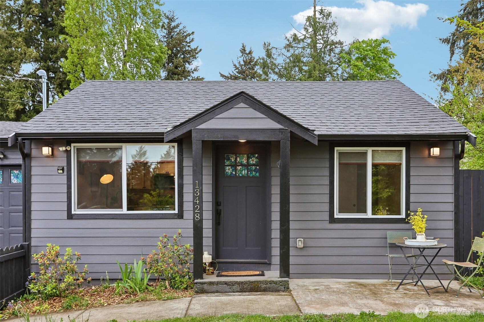 13428 6th Avenue S, Burien, WA 98168