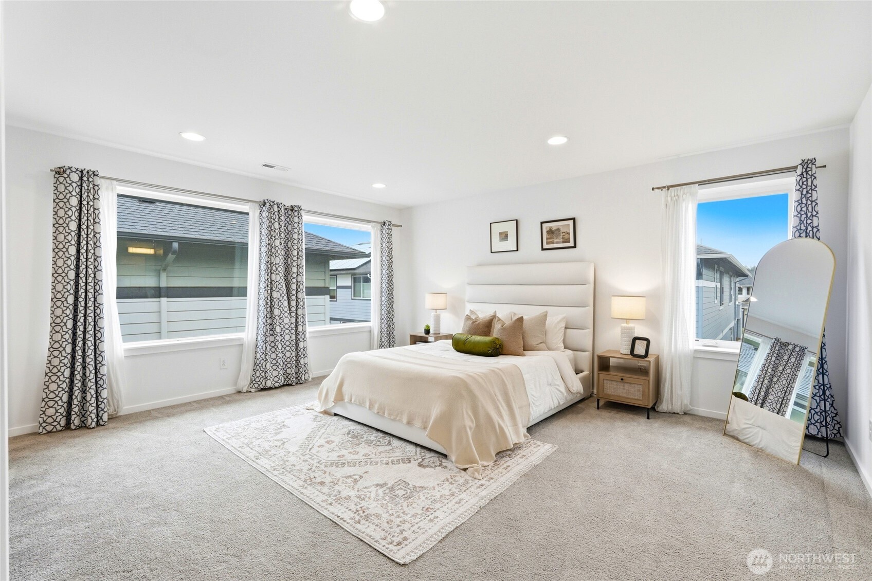 32970 Evergreen Avenue SE, Black Diamond, WA 98010