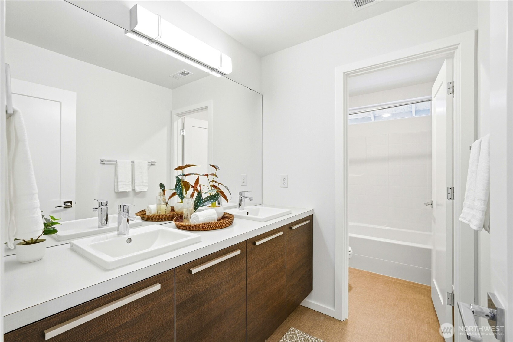32970 Evergreen Avenue SE, Black Diamond, WA 98010