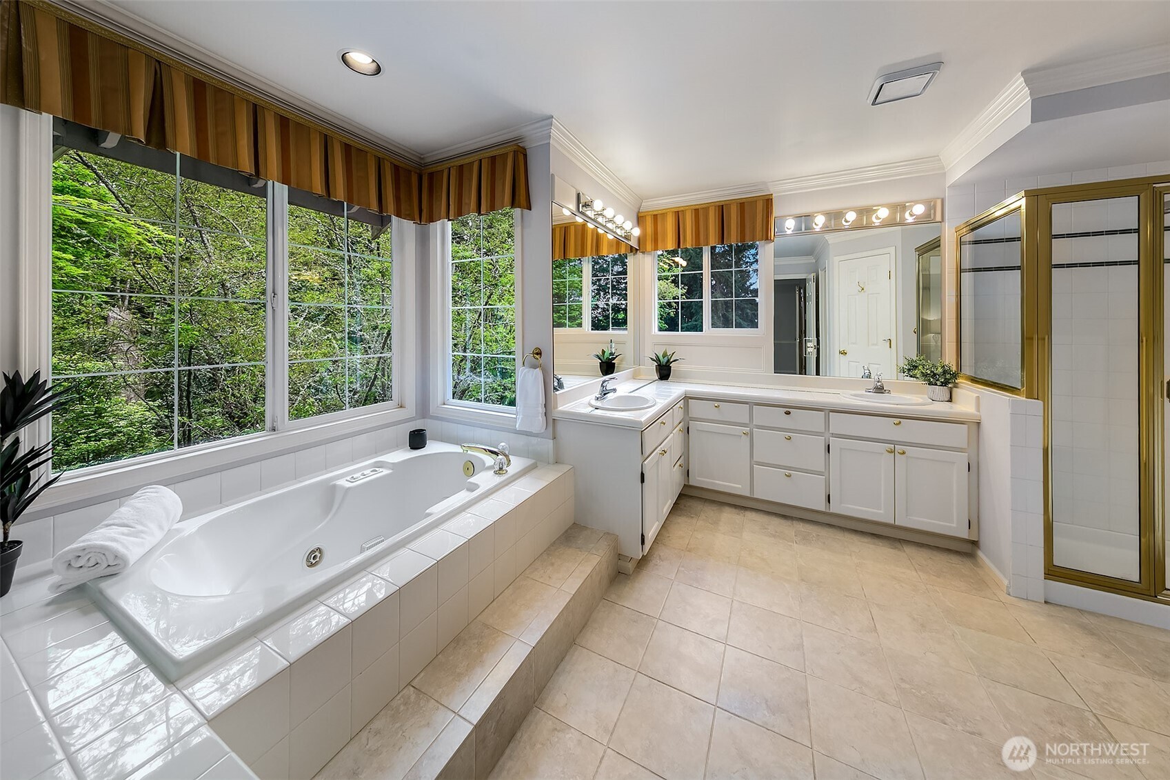 19225 SE 25th Street , Sammamish, WA 98075