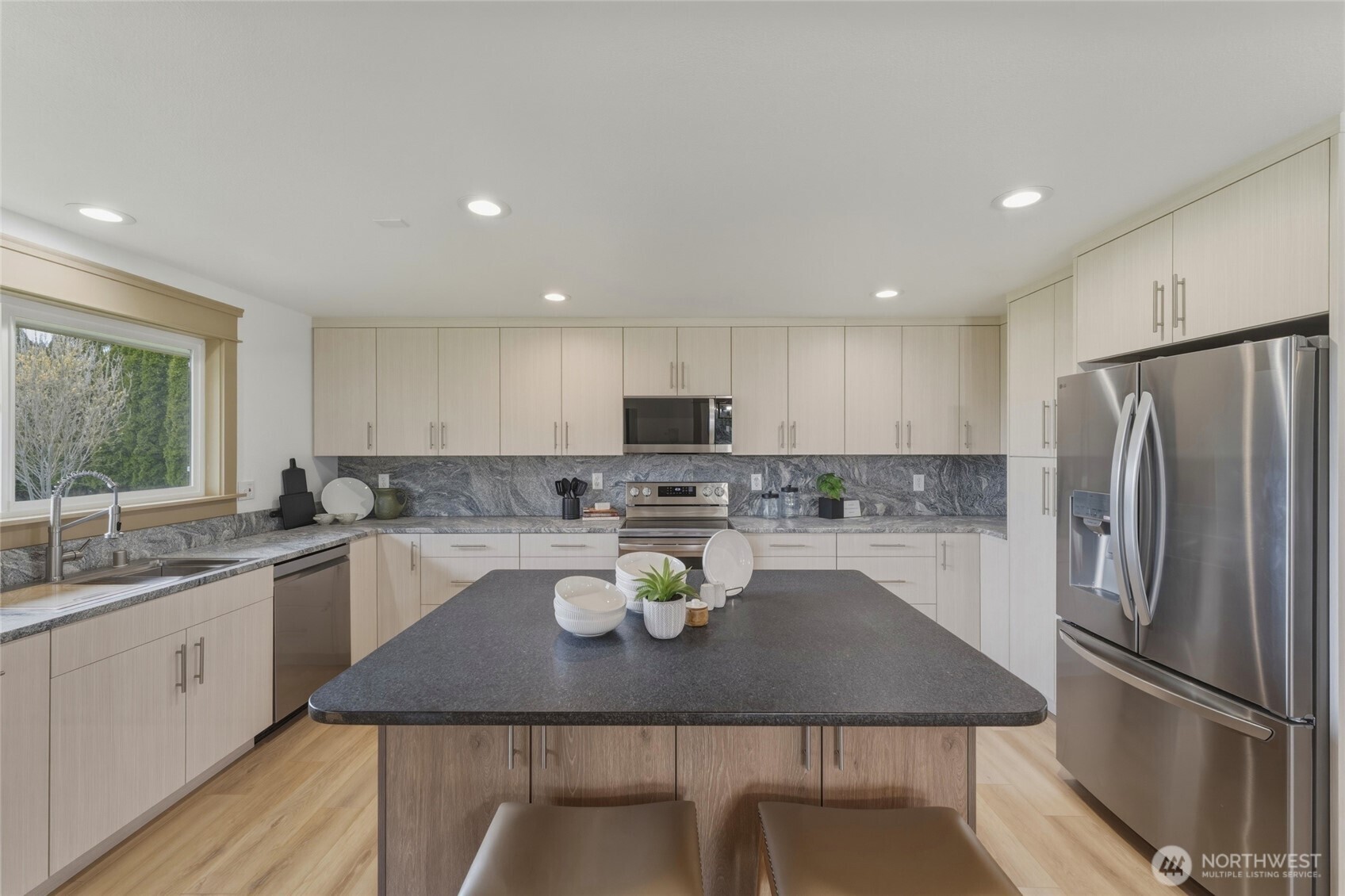 2242 S Wilbur , Walla Walla, WA 99362
