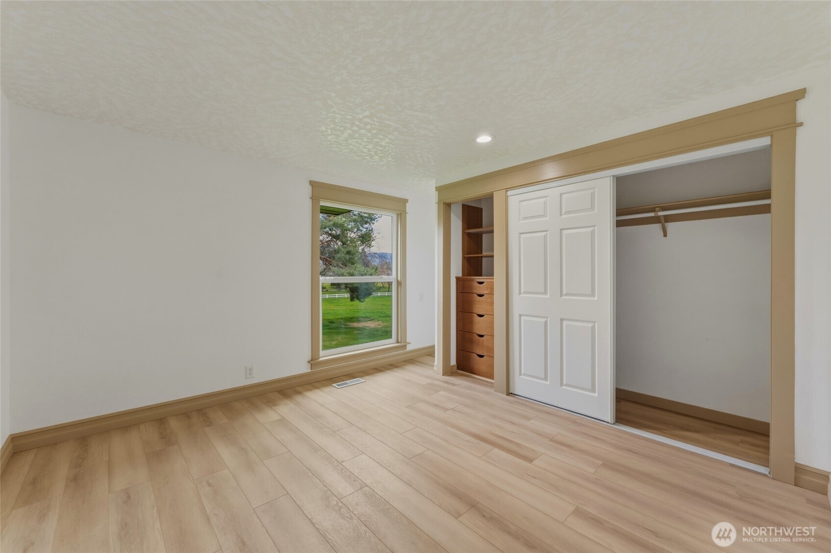 2242 S Wilbur , Walla Walla, WA 99362