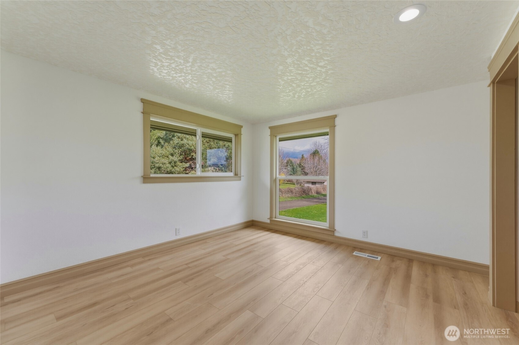 2242 S Wilbur , Walla Walla, WA 99362