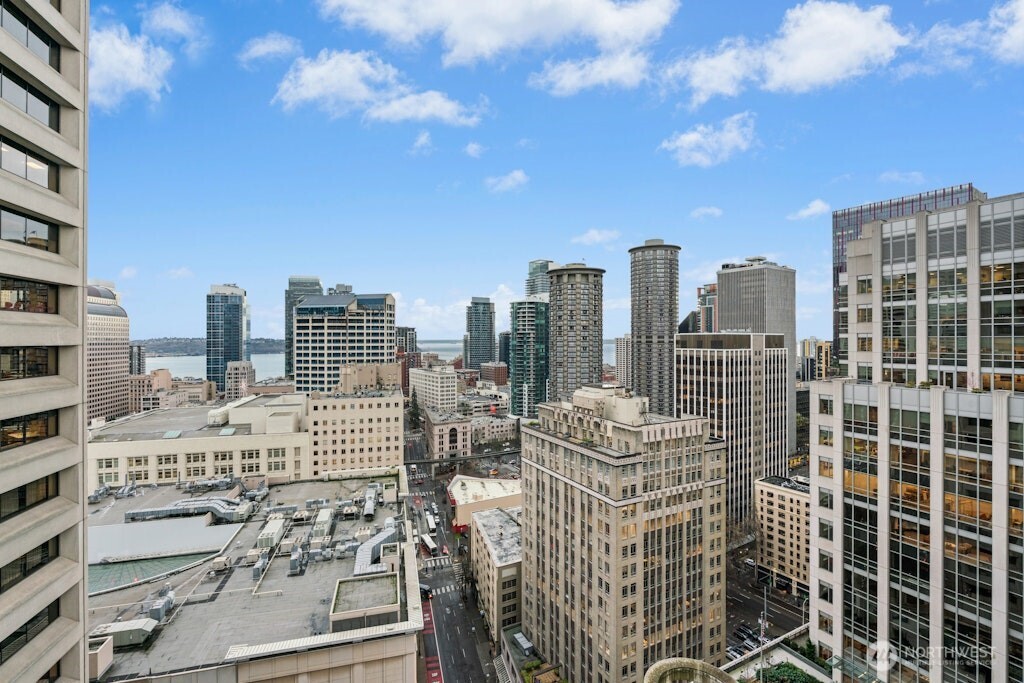 737 Olive Way #2200, Seattle, WA 98101