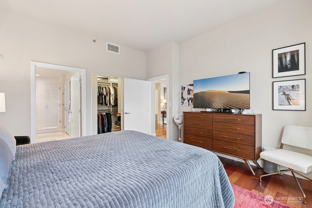 737 Olive Way #2200, Seattle, WA 98101