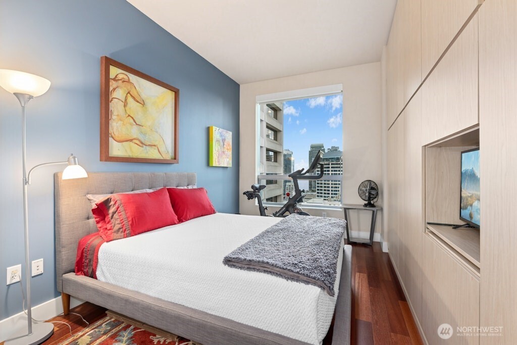 737 Olive Way #2200, Seattle, WA 98101