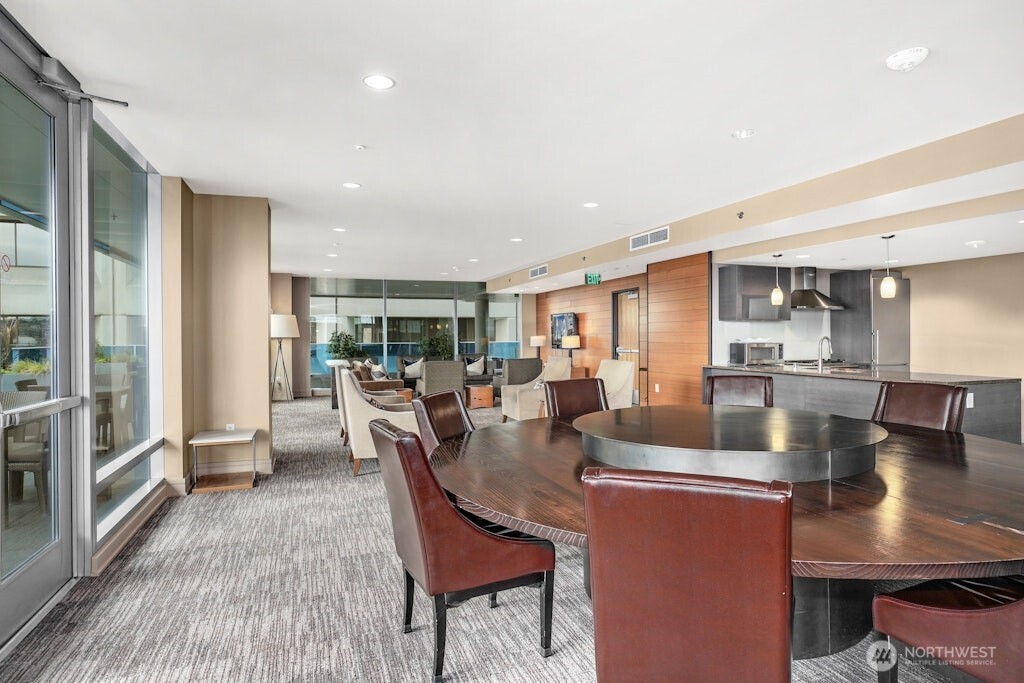 737 Olive Way #2200, Seattle, WA 98101