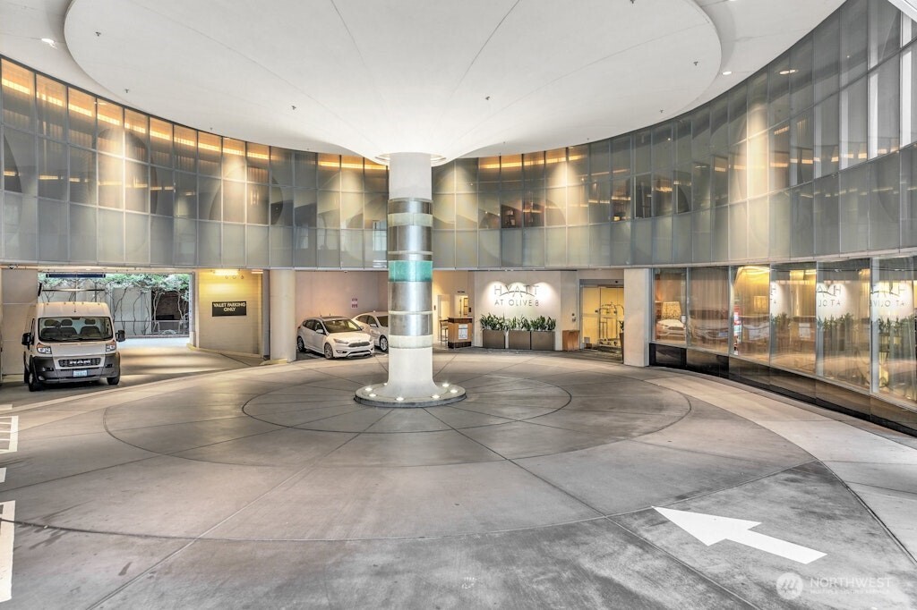 737 Olive Way #2200, Seattle, WA 98101