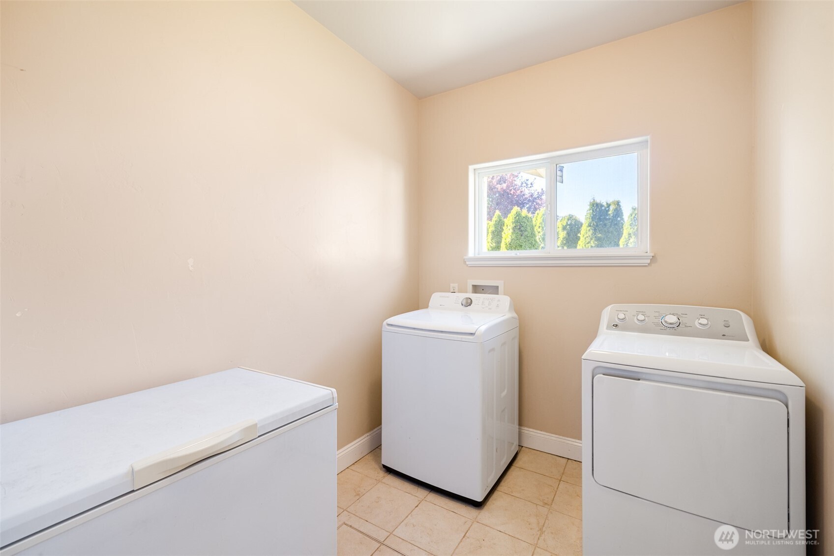 163 Mariners Drive , Sequim, WA 98382