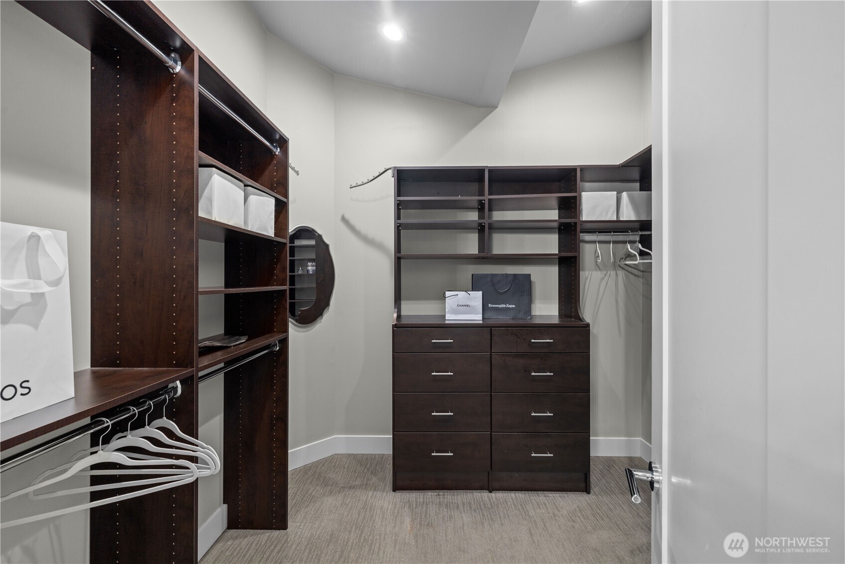 16908 SE 34th Street , Bellevue, WA 98008