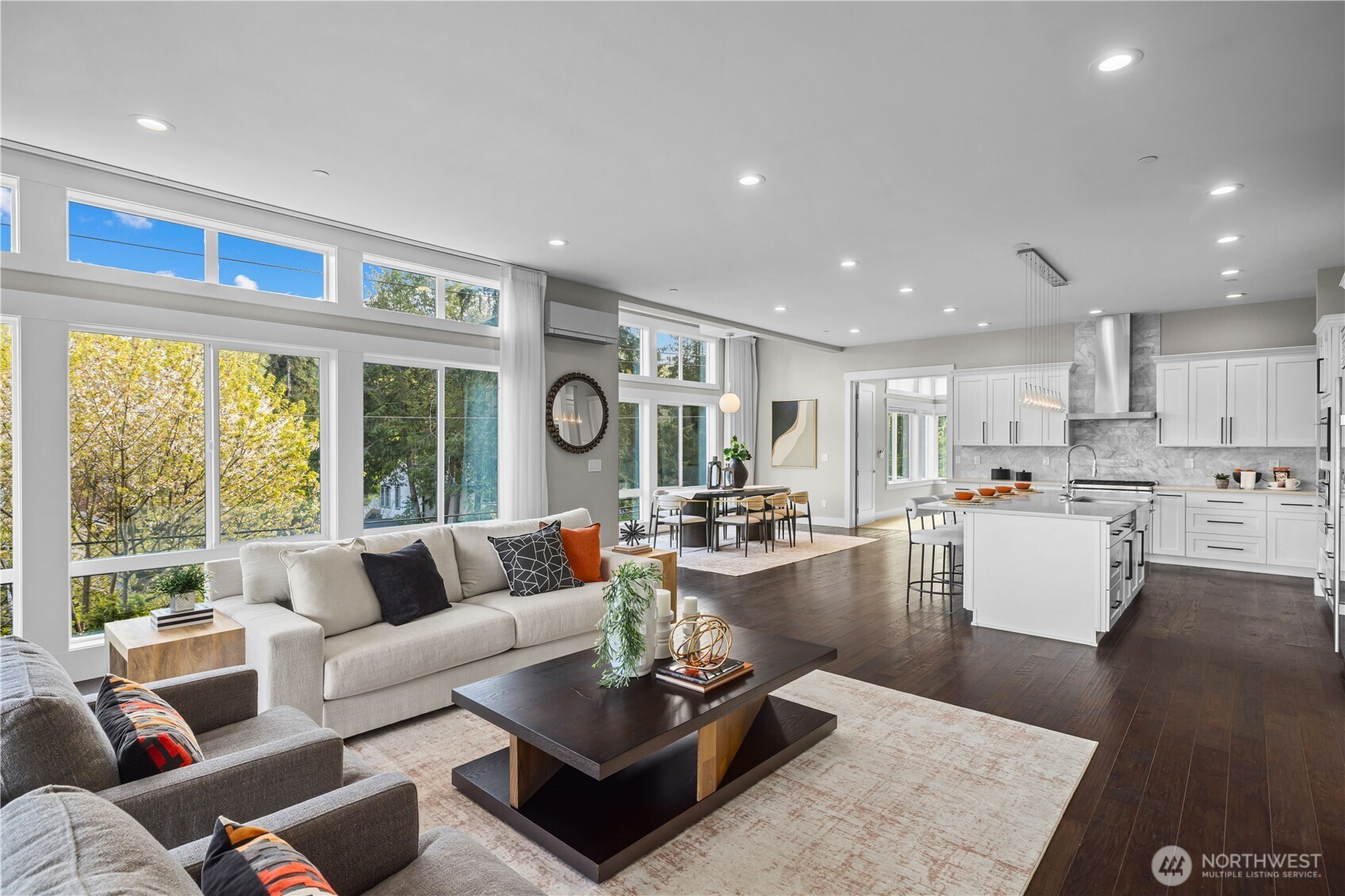 16908 SE 34th Street , Bellevue, WA 98008