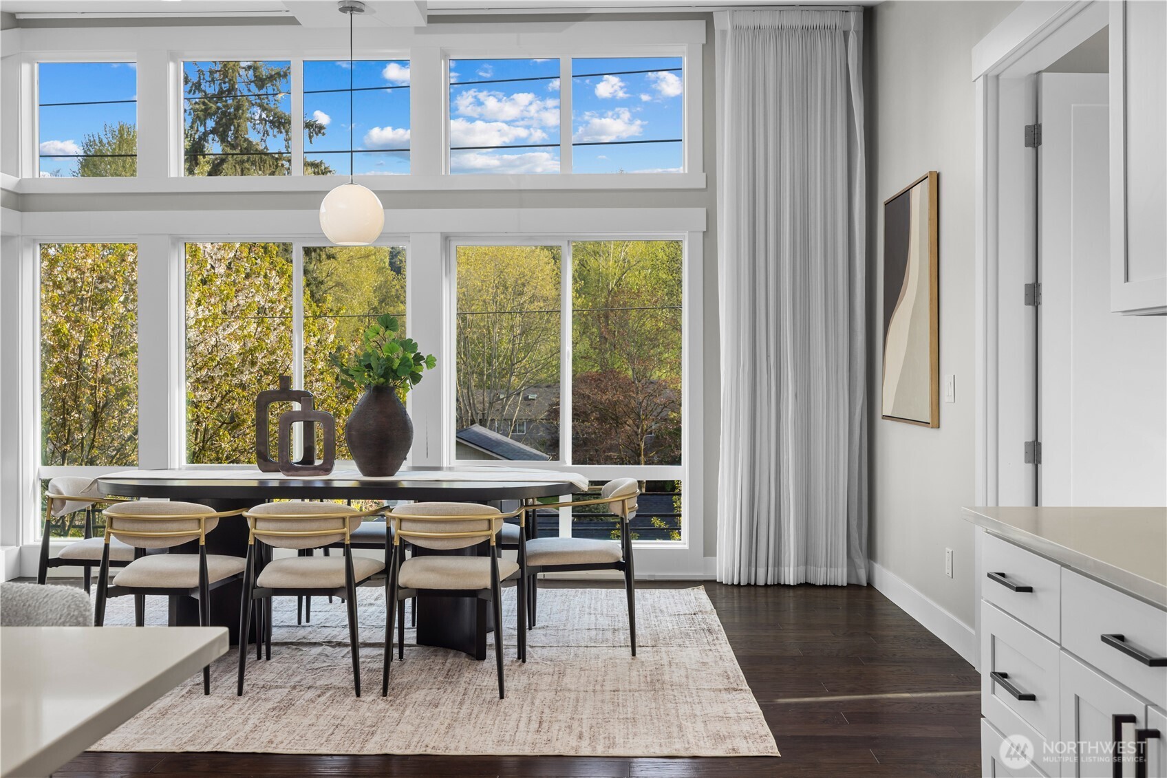 16908 SE 34th Street , Bellevue, WA 98008