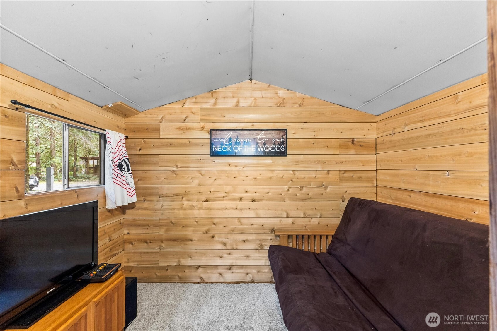 94 4 Christmas Tree Drive , Deming, WA 98244
