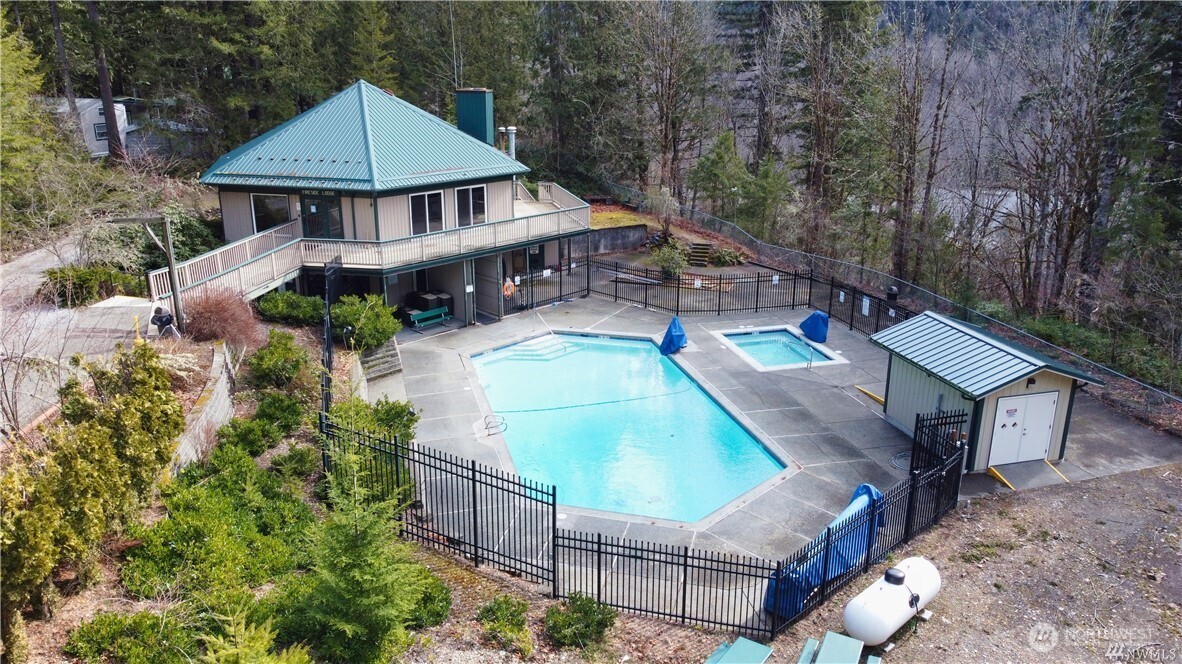 94 4 Christmas Tree Drive , Deming, WA 98244